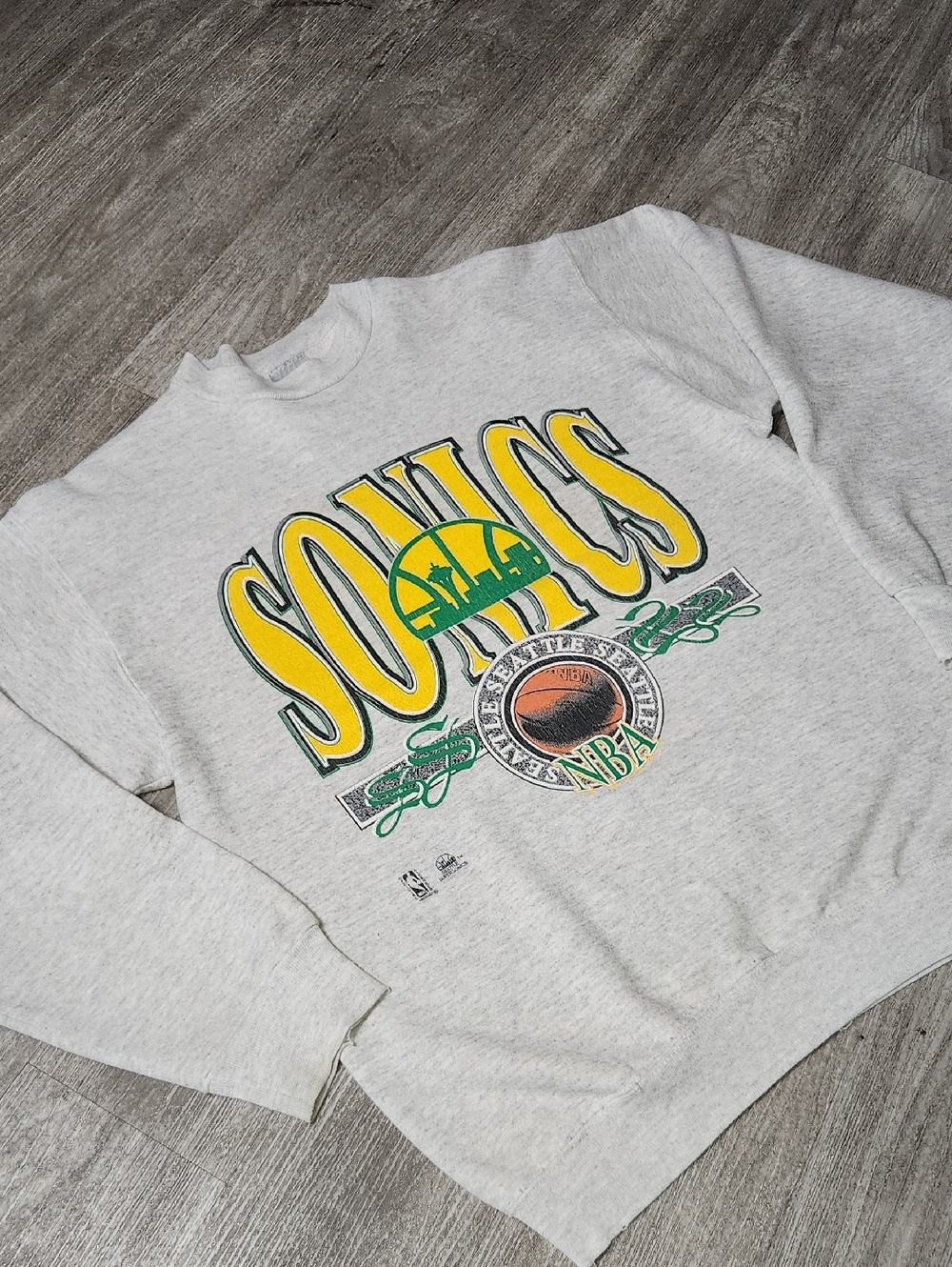 Vintage 90s Logo 7 Seattle Sonics Gray Crewneck Sweatshirt